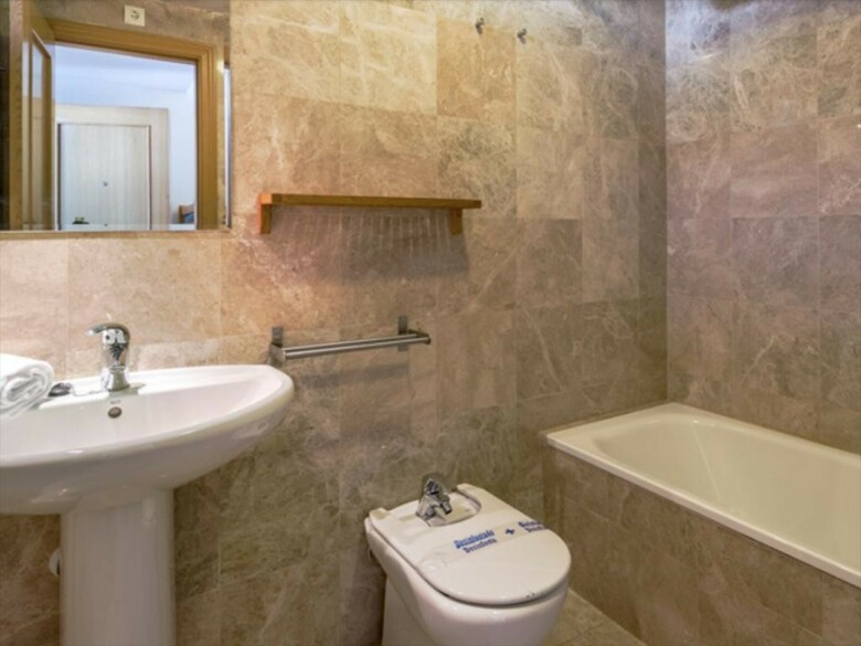 Apartamentos Habitat Zona Media