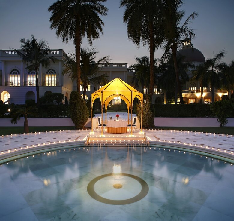 Hotel Vivanta By Taj Gomti Nagar