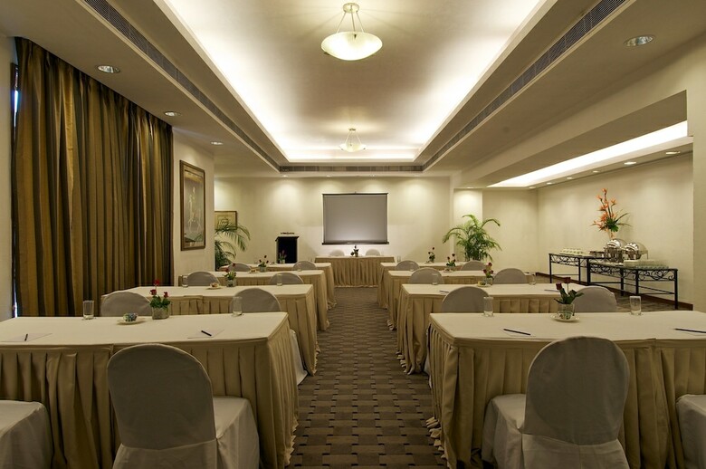 Hotel Vivanta By Taj Gomti Nagar