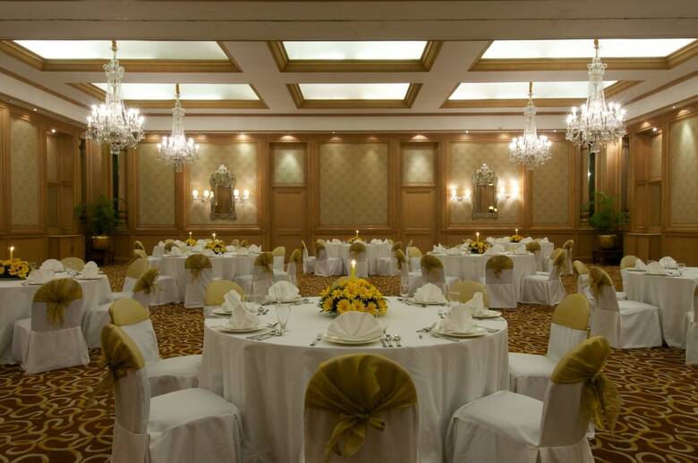 Hotel Vivanta By Taj Gomti Nagar