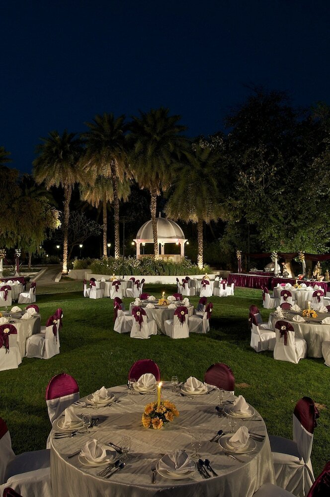 Hotel Vivanta By Taj Gomti Nagar