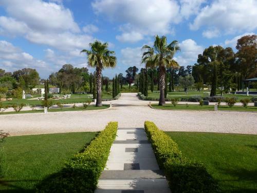 Casale Delle Ronde B&B