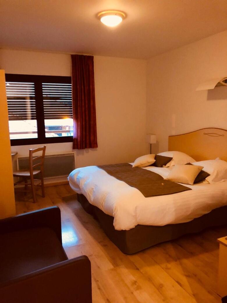 Hotel Le Champ Des Lys