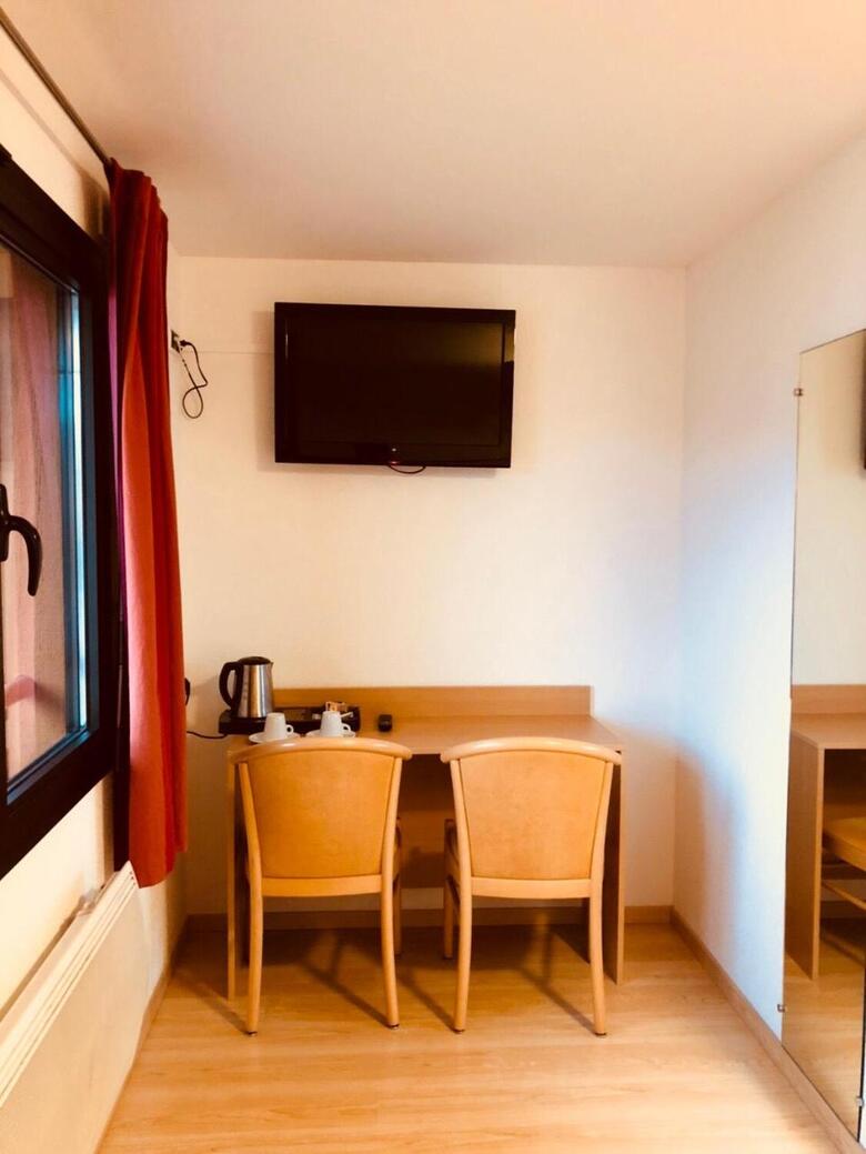 Hotel Le Champ Des Lys
