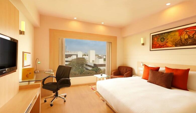 Lemon Tree Hotel Whitefield, Bengaluru