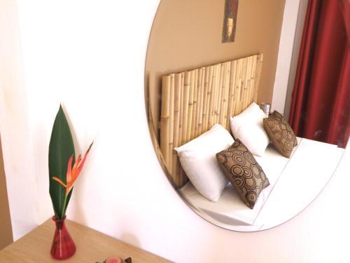 Hostal Samui Pink House