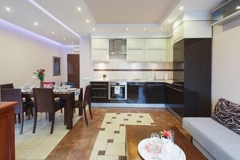 Davinci - Angel City Apartments