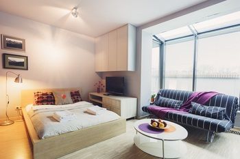 Davinci - Angel City Apartments