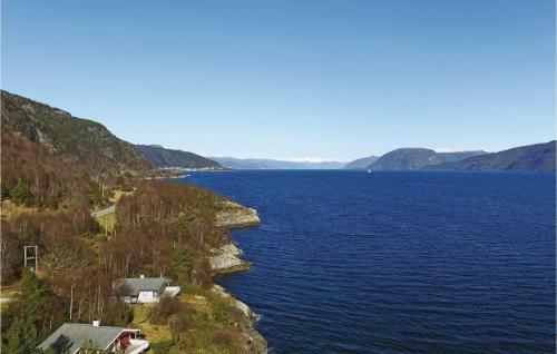 Holiday Home Lavik Helleb� Hytter Nr.