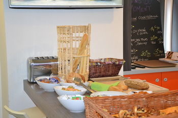 Hotel Ibis Styles Romans-valence Gare Tgv