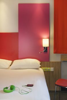 Hotel Ibis Styles Romans-valence Gare Tgv