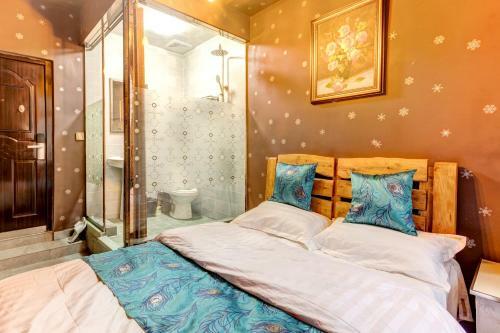 Snow Young Hostel