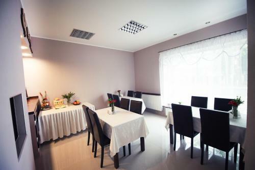 Hostal Makara