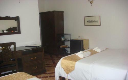 Hotel Padre Burgos Castle Resort