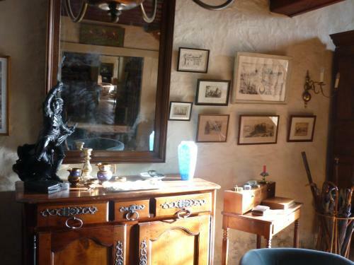 Hostal Guesthouse Logis Du Ranquinet