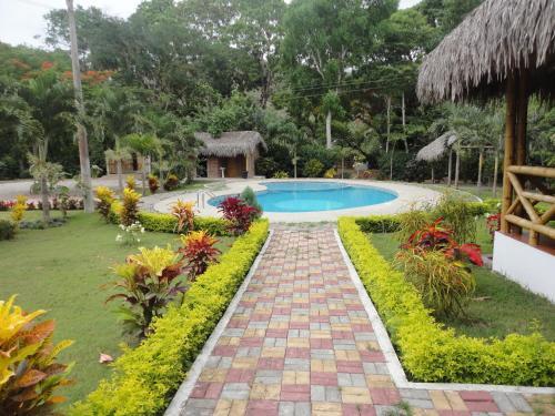 Hostal Hosteria Arand�