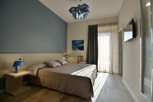 Daman Rooms & Breakfast