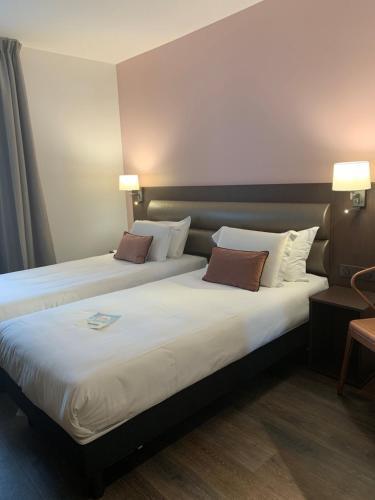 Hotel Akena City