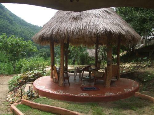 Bed & Breakfast Chiang Dao Roundhouses