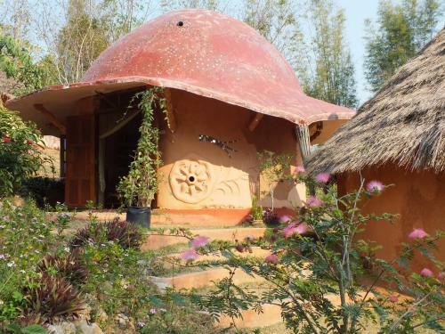 Bed & Breakfast Chiang Dao Roundhouses