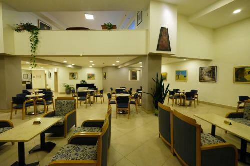 Ritz Hotel