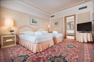 Royal Hotel Carlton