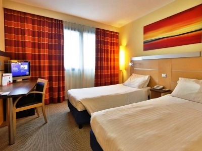 Hotel Express By Holiday Inn Ferrara