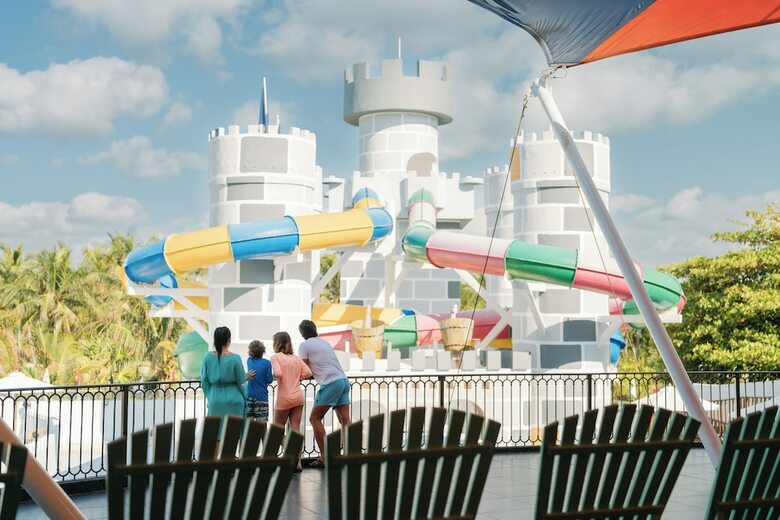 Hotel Seadust Cancun Family Resort