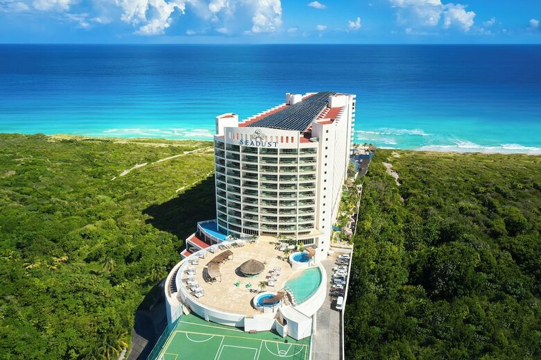 Hotel Seadust Cancun Family Resort