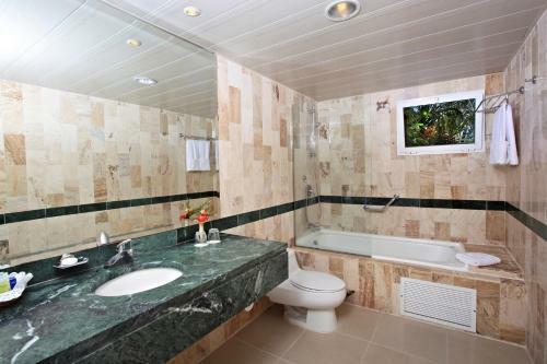 Hotel Eurostars Grand Cayacoa