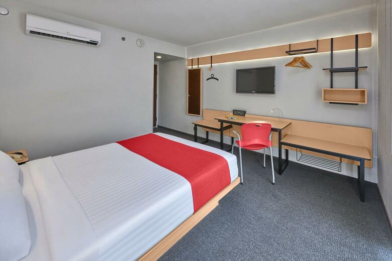 Hotel City Express Guadalajara Expo