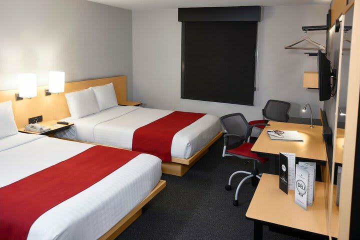 Hotel City Express Guadalajara Expo