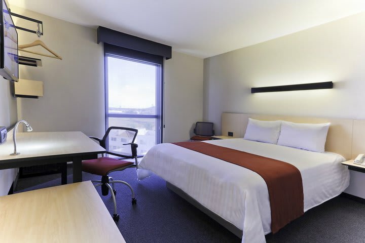 Hotel City Express Guadalajara Expo