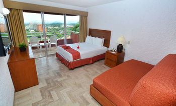Hotel Loma Del Mar