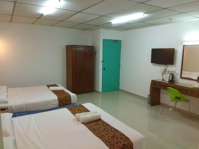 Hotel K T Mutiara