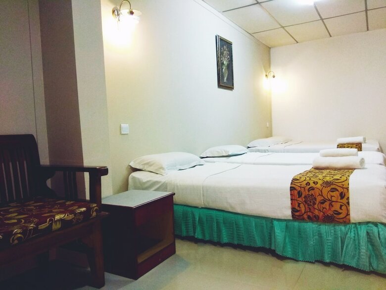Hotel K T Mutiara
