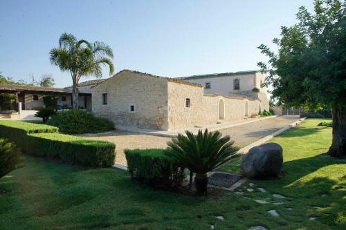 Agroturismo Torre Dantona - Country Hotel
