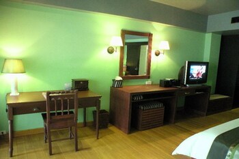 Hotel Samaya Bura