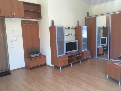 Arunes Apartments