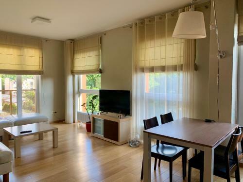 Arunes Apartments