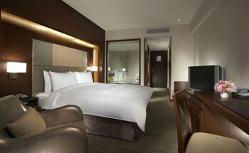 Park Taipei Hotel