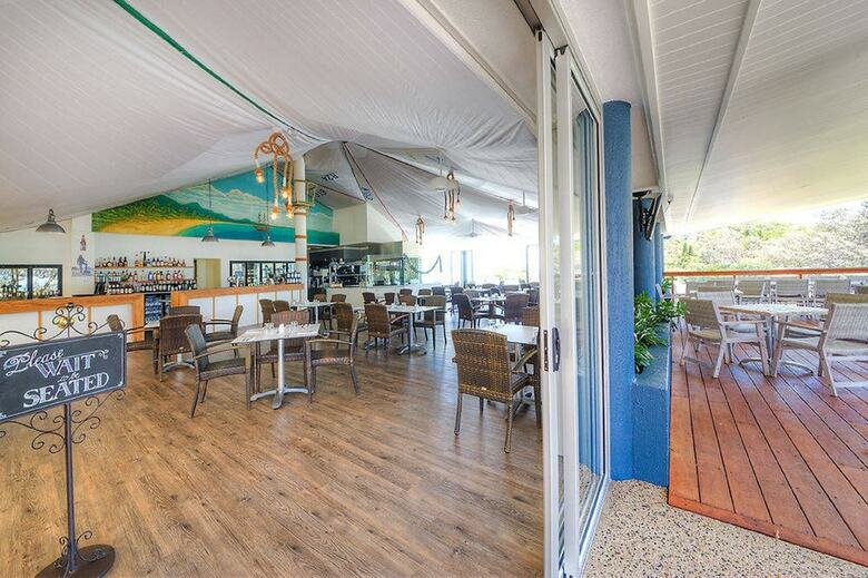 Hotel Rosslyn Bay Resort