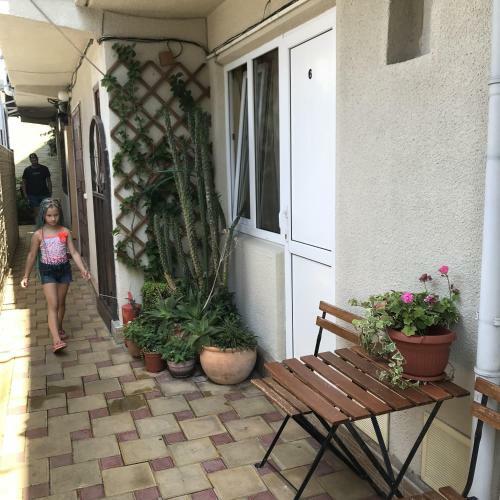 Hostal Guest House Alyans