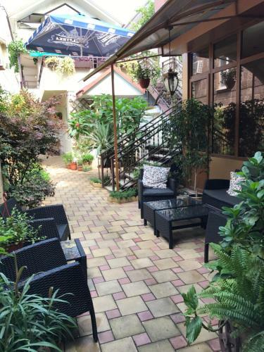 Hostal Guest House Alyans