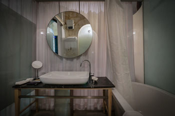 Alegra Boutique Hotel