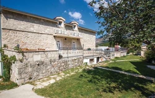 Hostal Farm Stay Feniks