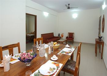 Apartamentos Thalassa Suites