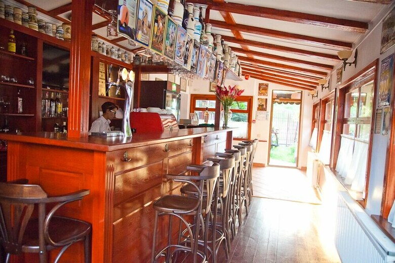 Hostal Casa Bazna