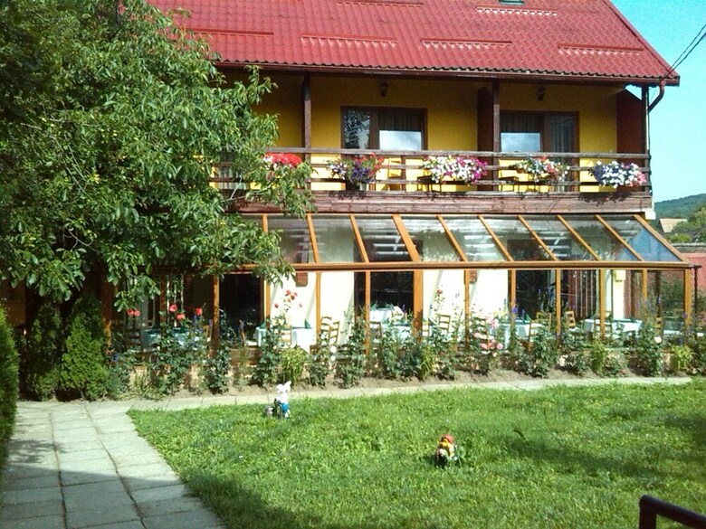 Hostal Casa Bazna