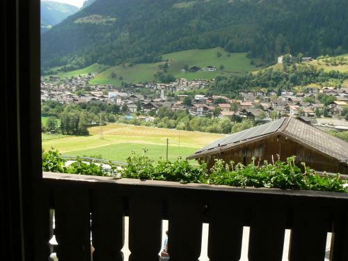 Hostal Pension Gasthof Haselstaude